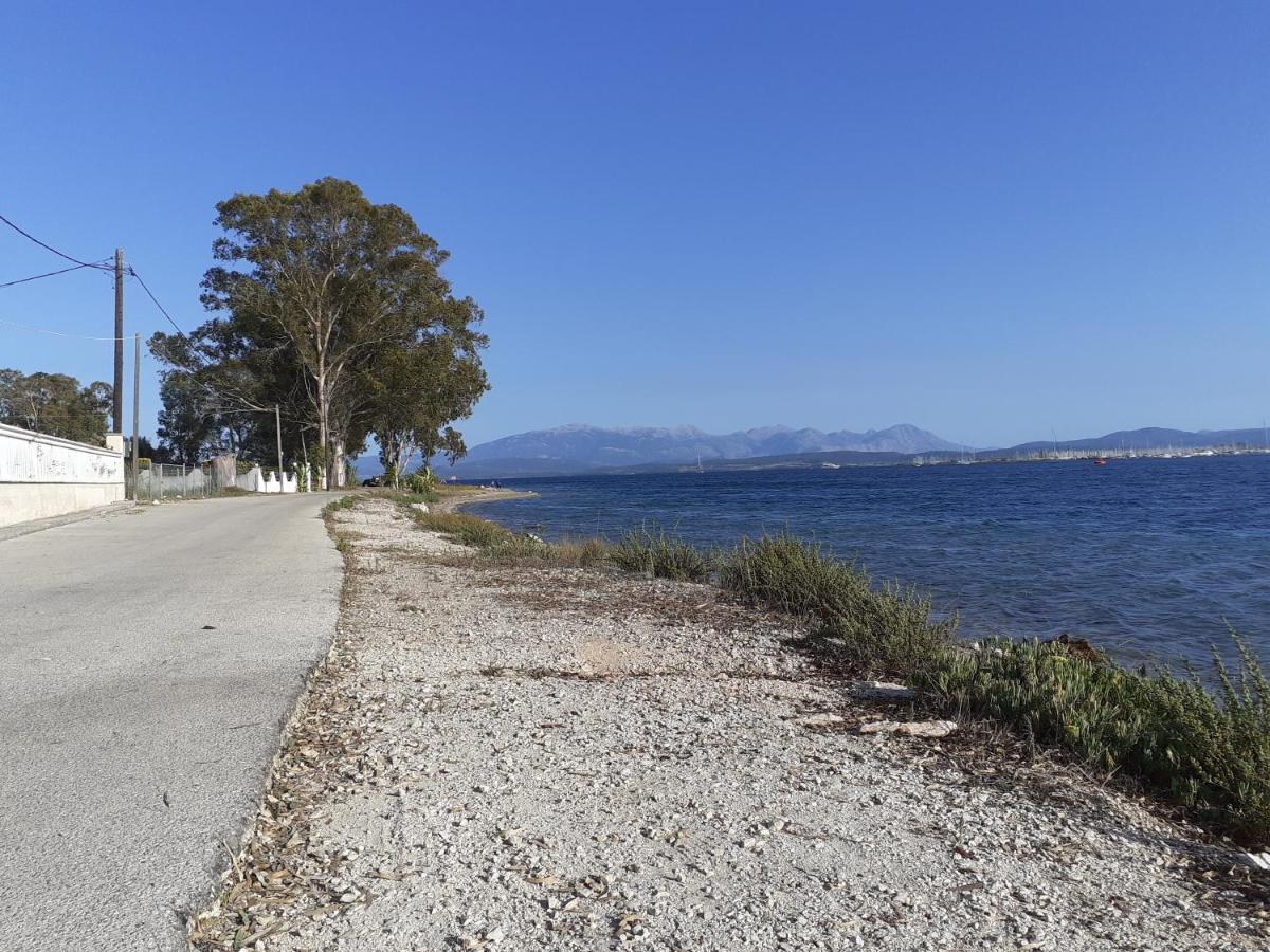 Top Floor On Villa, 3' From Center, By The Sea! Host Is Efi Kwsta Preveza Exterior photo