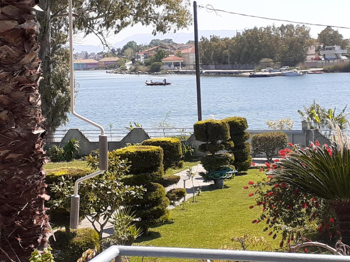 Top Floor On Villa, 3' From Center, By The Sea! Host Is Efi Kwsta Preveza Exterior photo