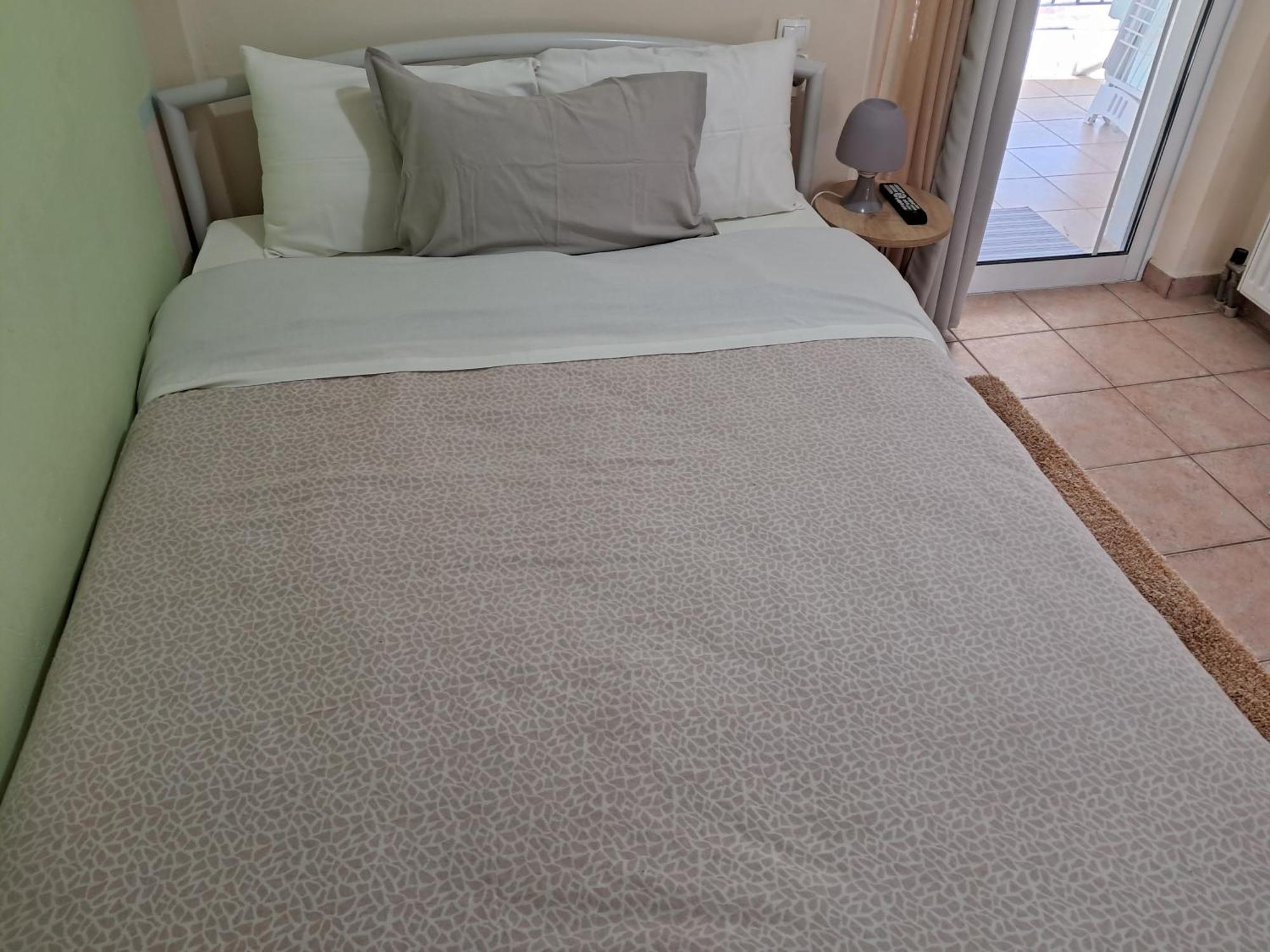 Top Floor On Villa, 3' From Center, By The Sea! Host Is Efi Kwsta Preveza Exterior photo