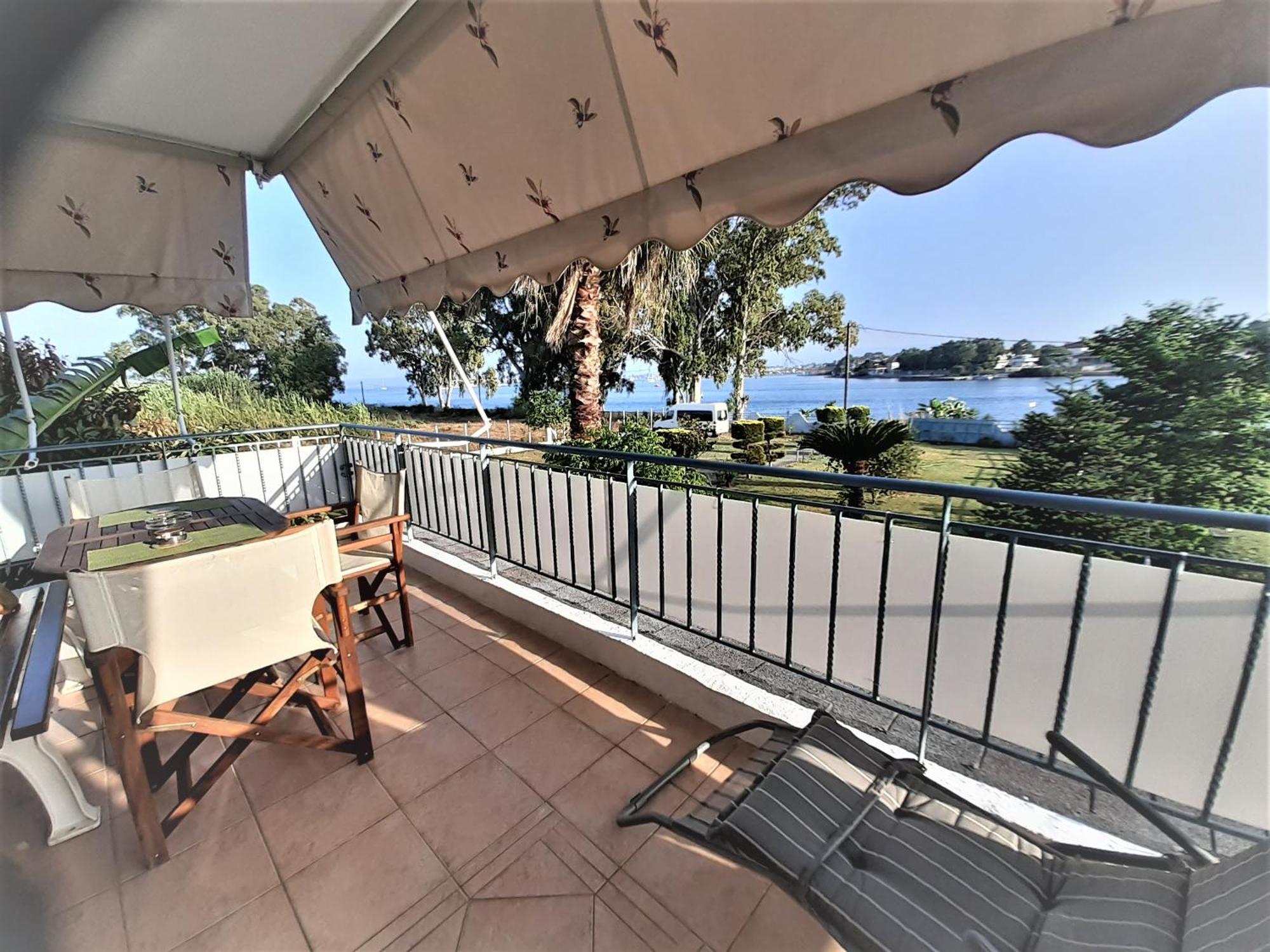 Top Floor On Villa, 3' From Center, By The Sea! Host Is Efi Kwsta Preveza Exterior photo