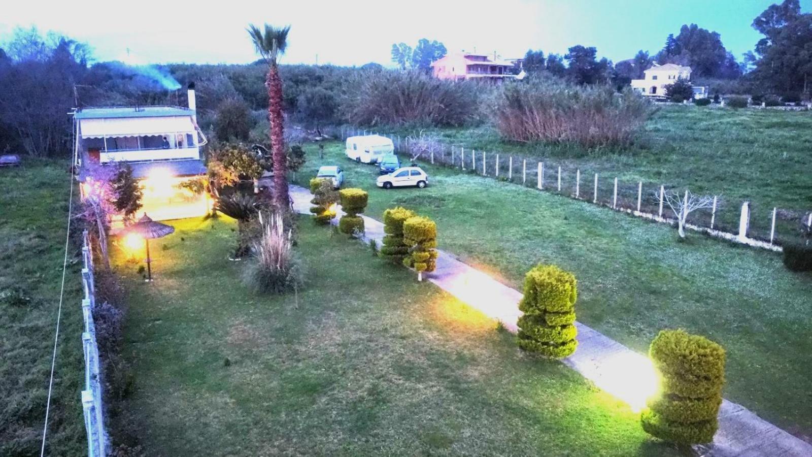Top Floor On Villa, 3' From Center, By The Sea! Host Is Efi Kwsta Preveza Exterior photo